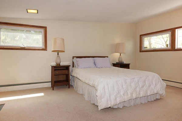 25 David Road Newton, MA 02459 - Photo 10 of 19 Gallery Image 10