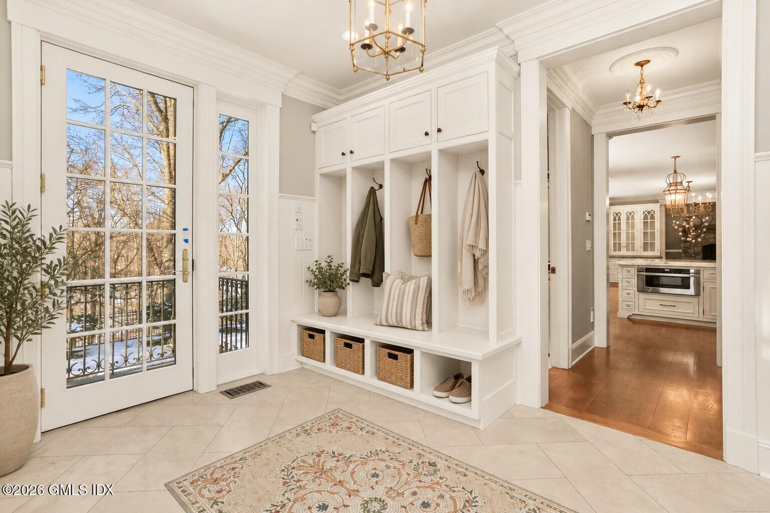 386 Westover Road Stamford, CT 06902 - Photo 13 of 23 Mudroom
