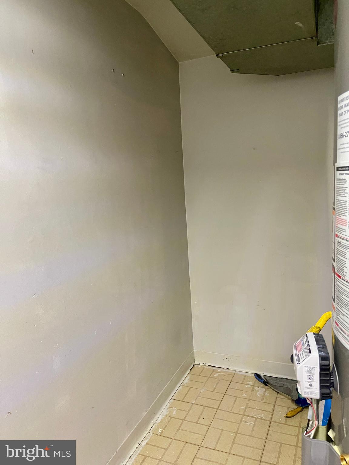 60201 Delaire Landing Road, Unit 201 Philadelphia, PA 19114 - Photo 31 of 49 a view of room with toys