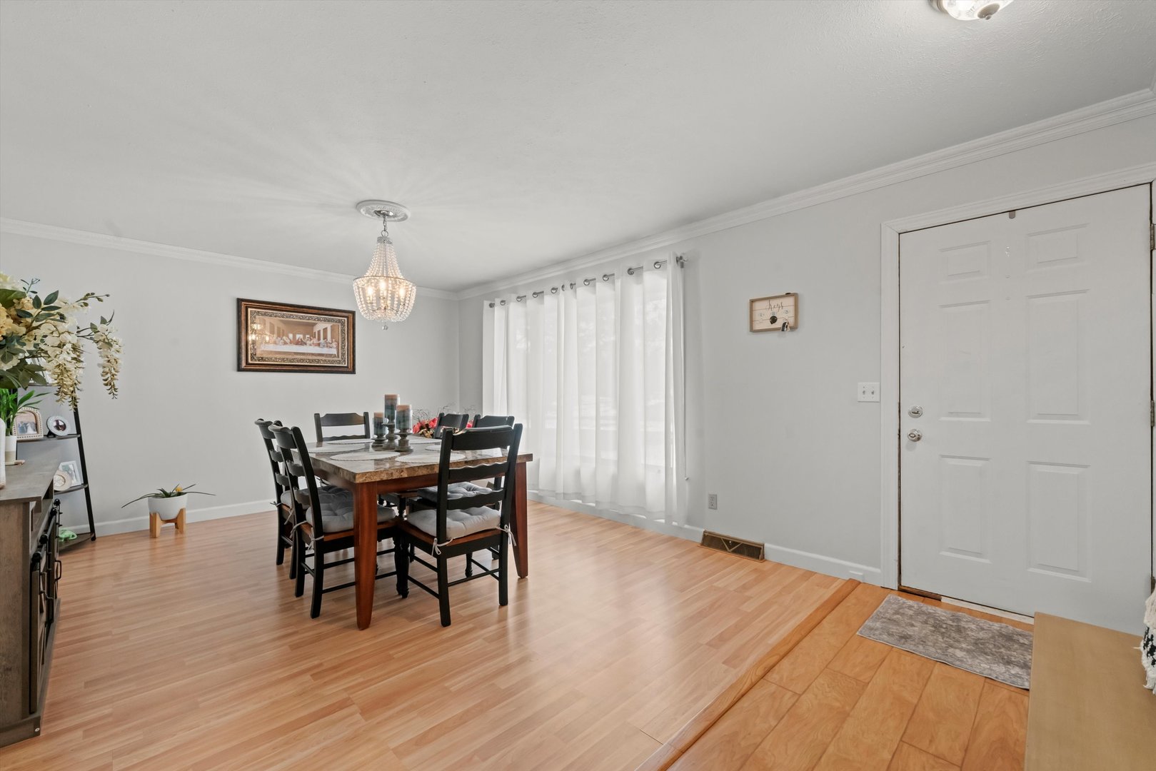 208 Pembroke Road Southwest Poplar Grove, IL 61065 - Photo 8 of 40