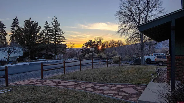 $395,000 | 470 Southwest 1st Court, Cedaredge, CO 81413