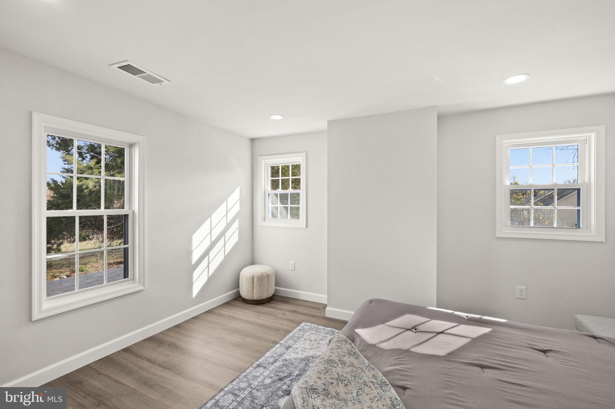 622 Stuart Street Fredericksburg, VA 22401 - Photo 24 of 44 bedroom #3 upstairs