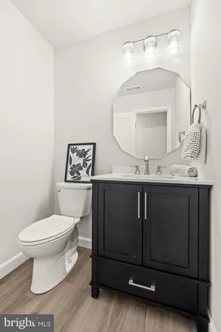 $549,999 | 622 Stuart Street, Fredericksburg, VA 22401