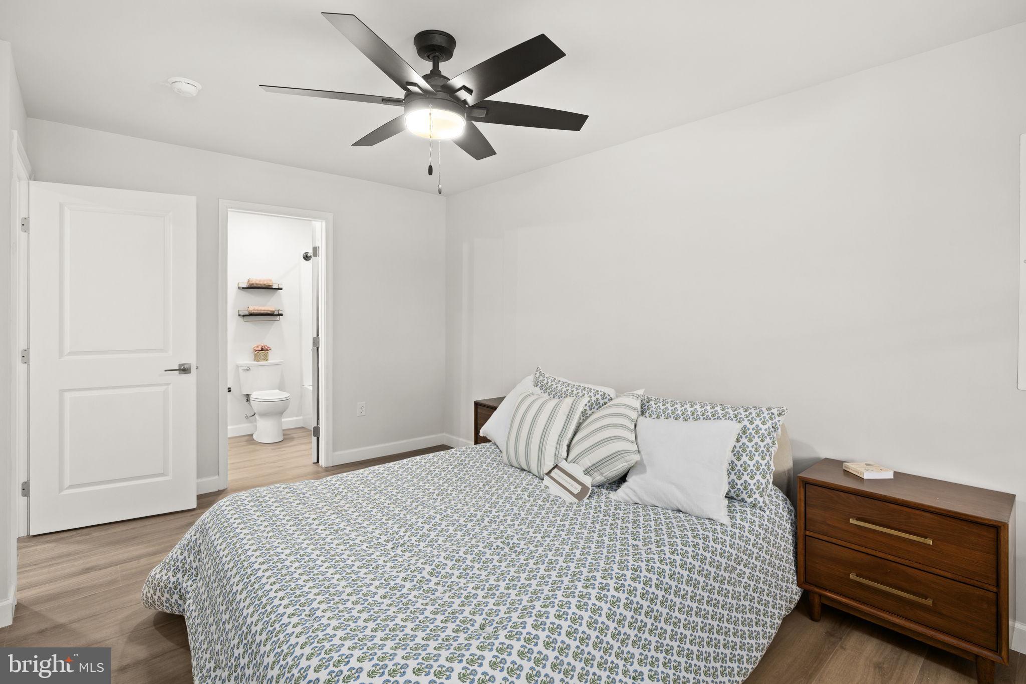 622 Stuart Street Fredericksburg, VA 22401 - Photo 9 of 44 first floor primary bedroom