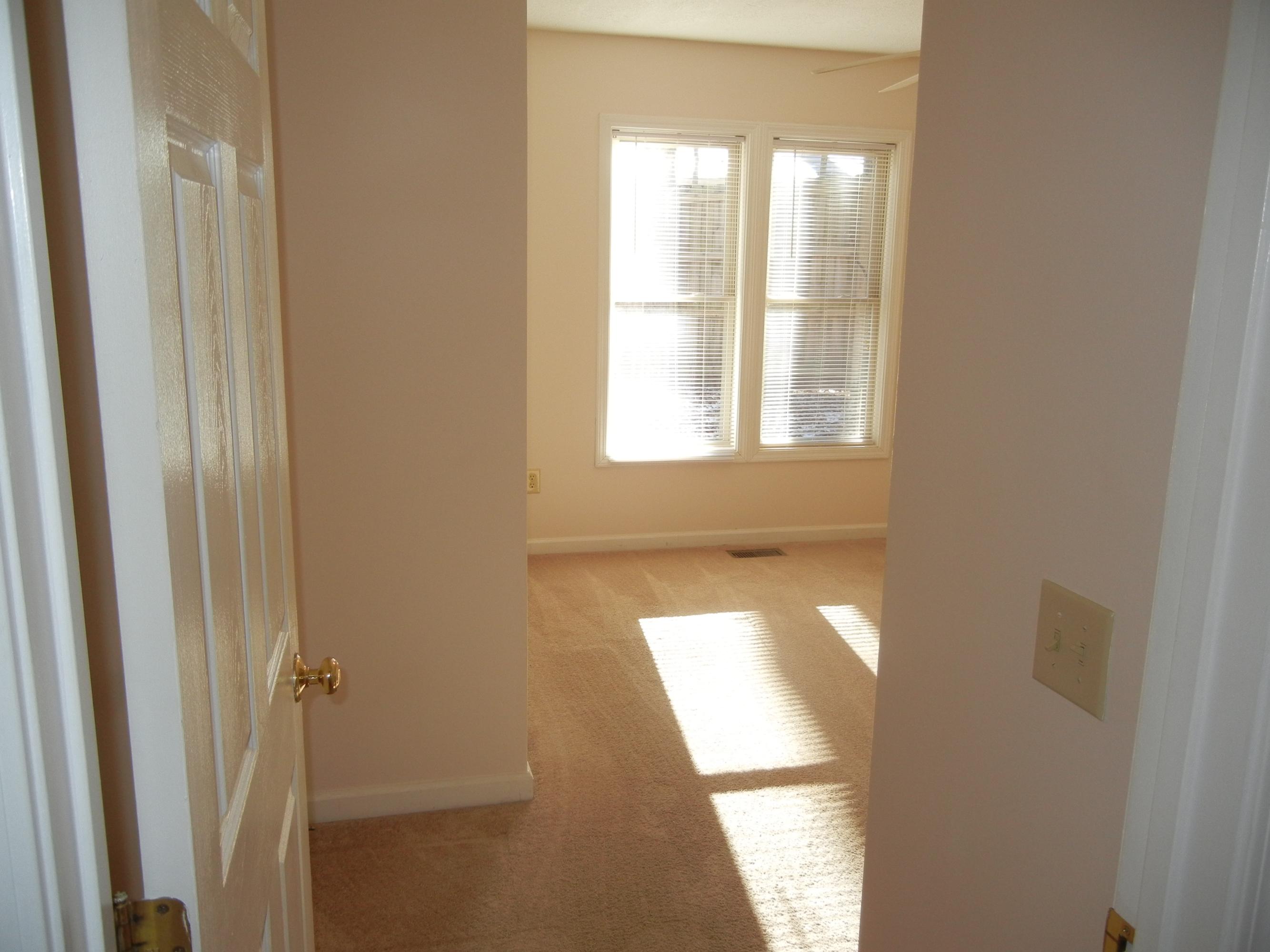 959 Reeves Road Monterey, TN 38574 - Photo 11 of 22 Master BR