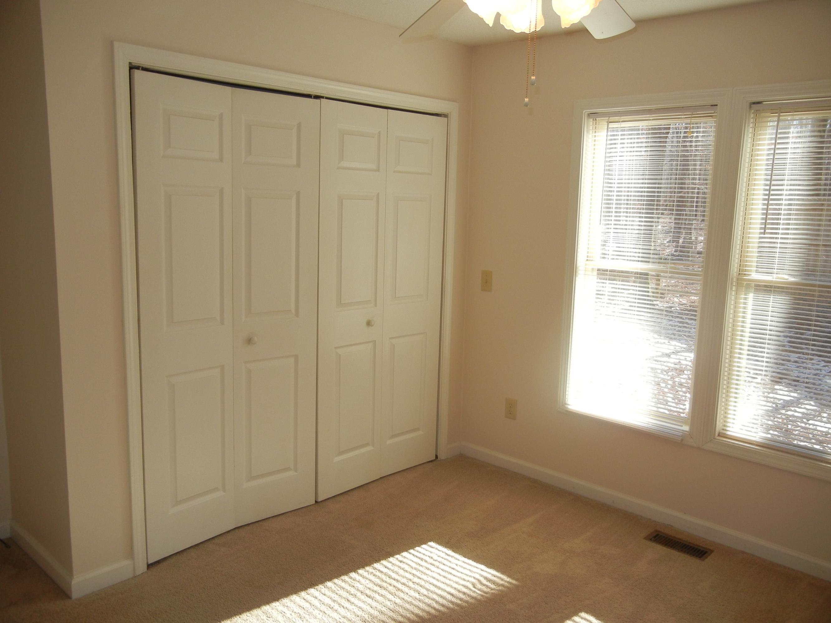 959 Reeves Road Monterey, TN 38574 - Photo 13 of 22 Master Bedroom/Closets