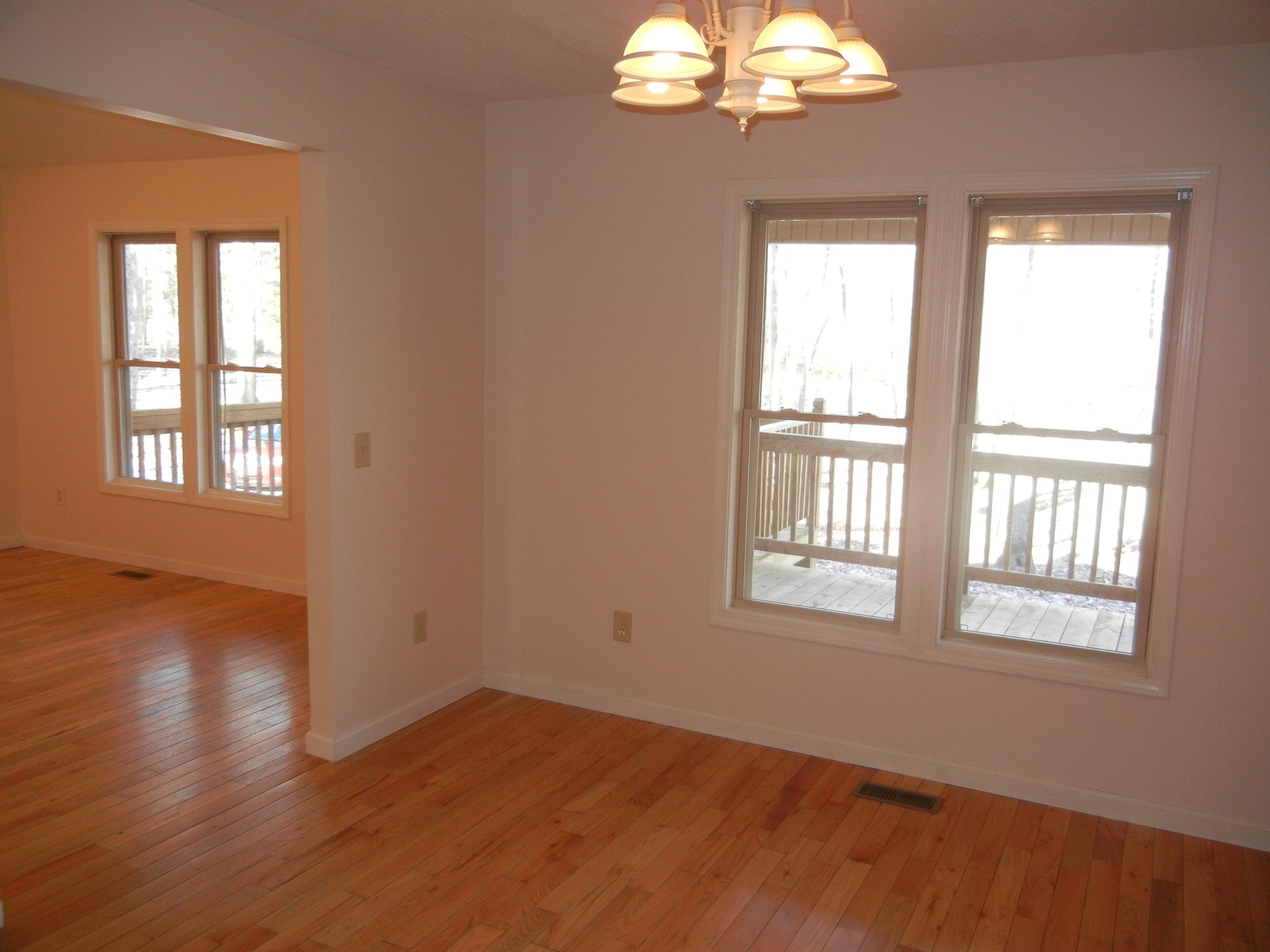 959 Reeves Road Monterey, TN 38574 - Photo 4 of 22 Dining Room