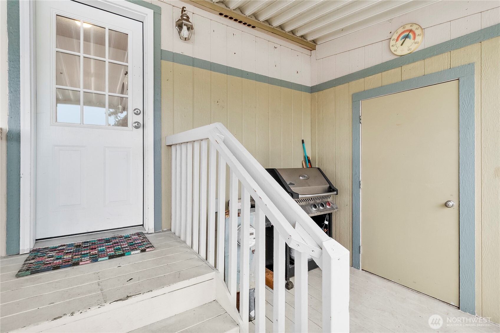 1200 Lincoln Street, Unit 193 Bellingham, WA 98229 - Photo 18 of 18 a view of an entryway with staircase