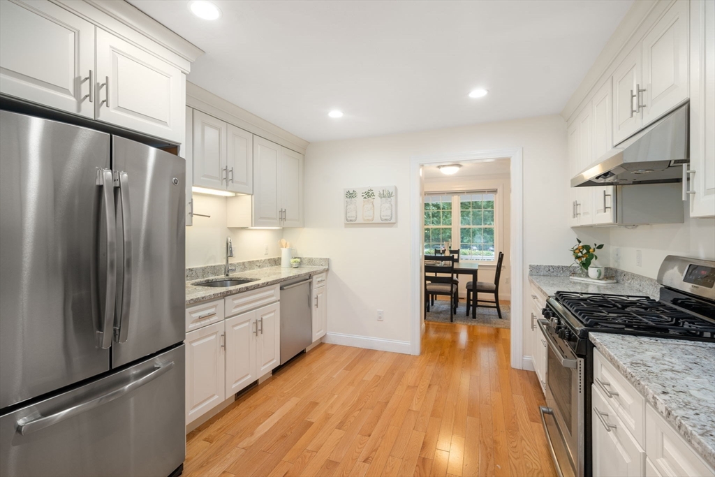 87-89 Ossipee Road, Unit 87 Newton, MA 02464 - Photo 7 of 19