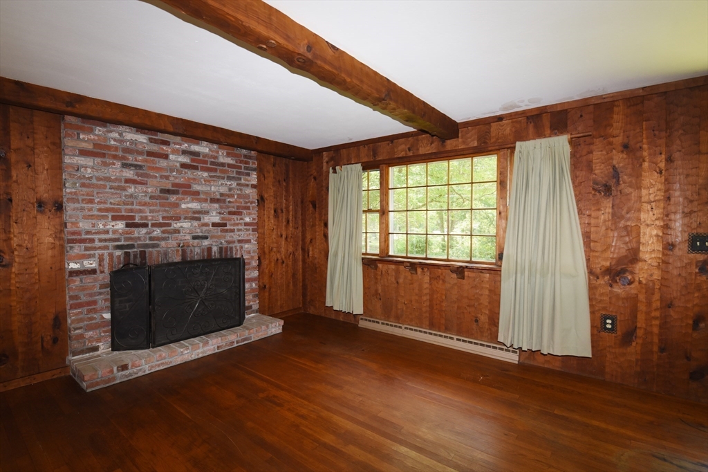 58 Carriage Road Hanson, MA 02341 - Photo 10 of 35