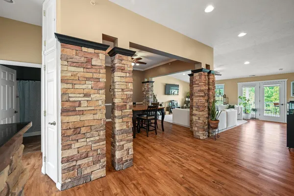 $257,000 | 1530 Nowlin Avenue, Unit 104, Lawrenceburg, IN 47025