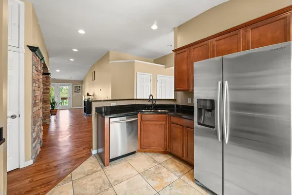 $257,000 | 1530 Nowlin Avenue, Unit 104, Lawrenceburg, IN 47025