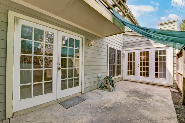 $2,600 | 928 West Main Street, Houston, TX 77006