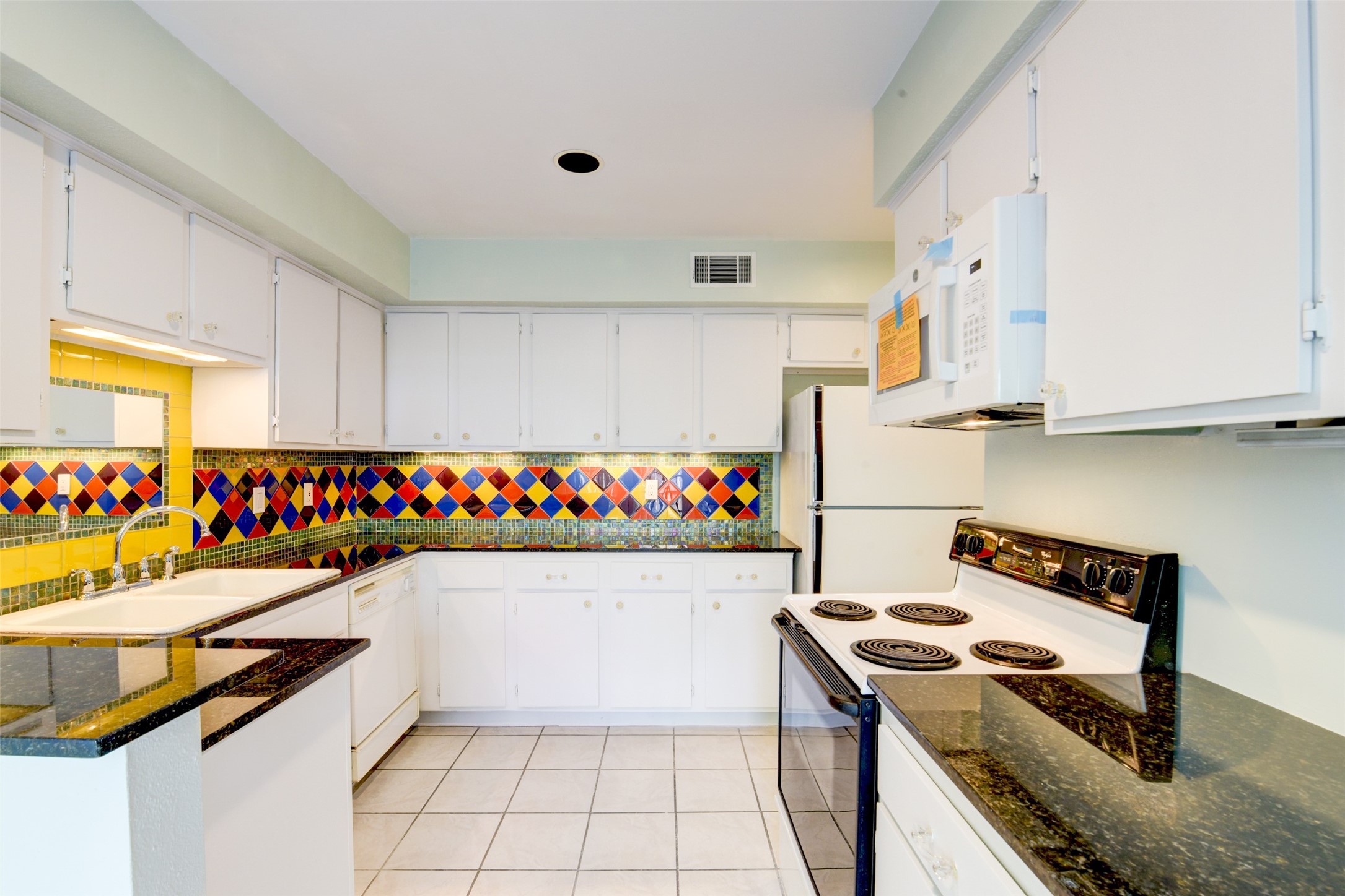 928 West Main Street Houston, TX 77006 - Photo 10 of 23