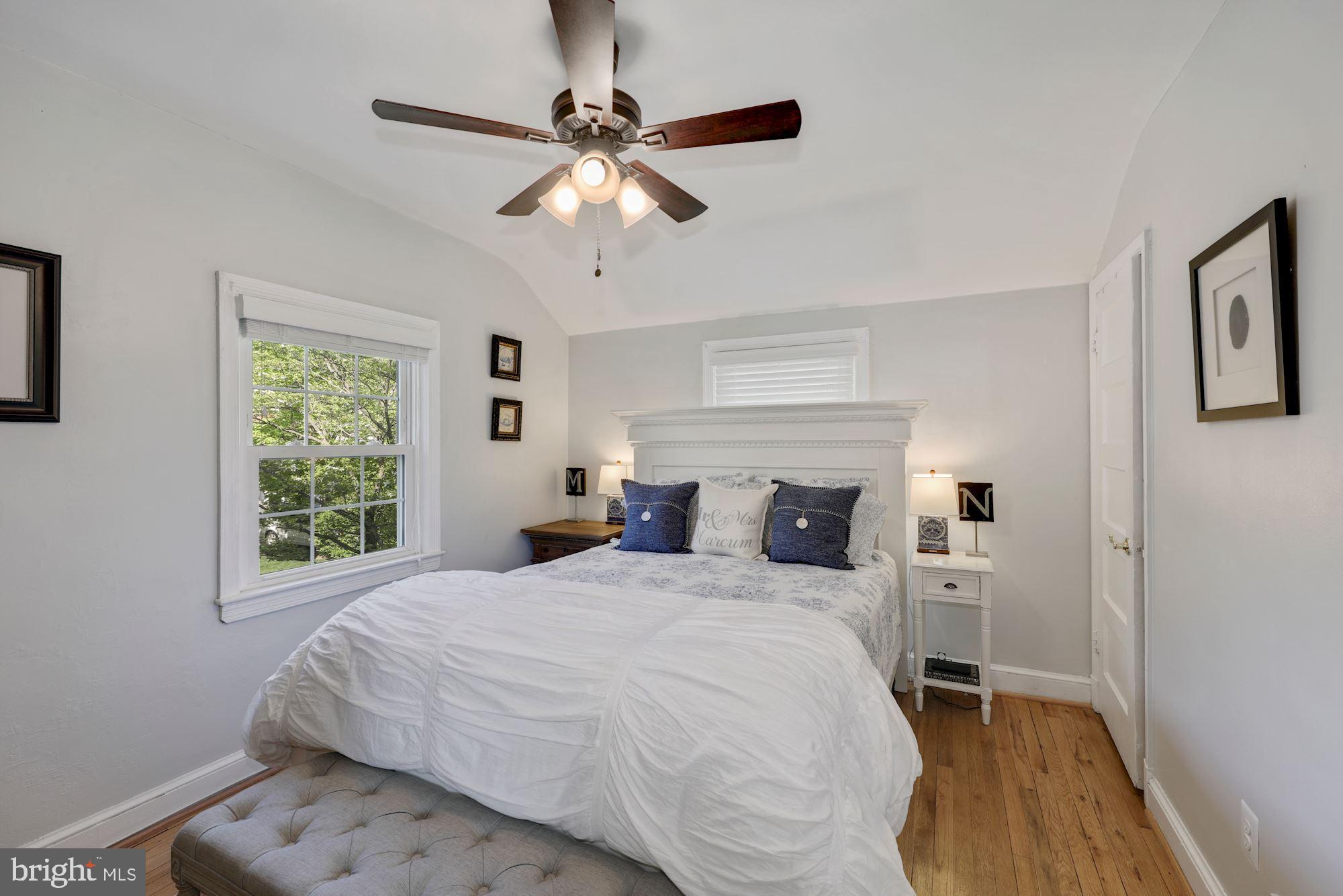 10008 Raynor Road Silver Spring, MD 20901 - Photo 13 of 24 Primary bedoom