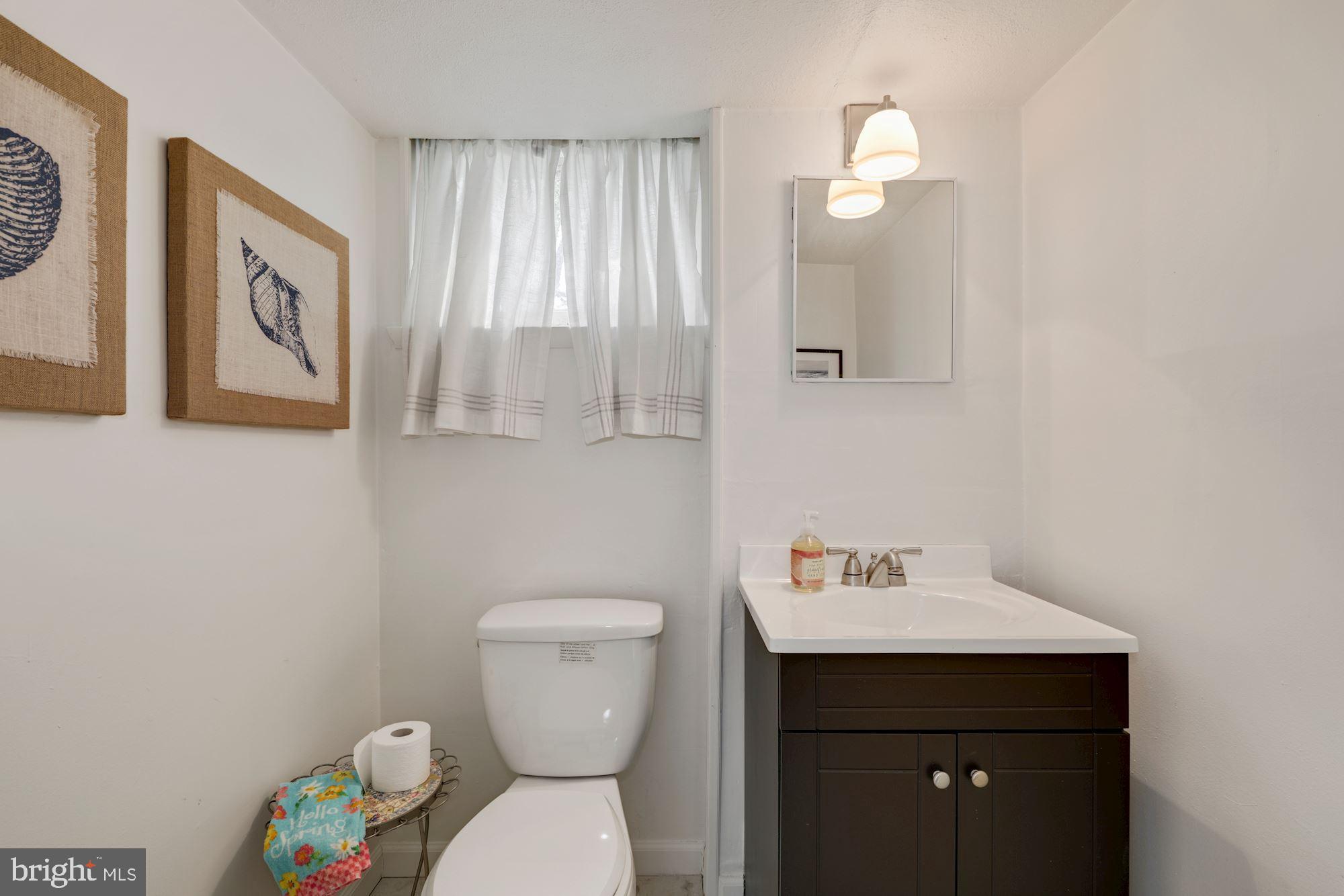 10008 Raynor Road Silver Spring, MD 20901 - Photo 19 of 24 Half bath