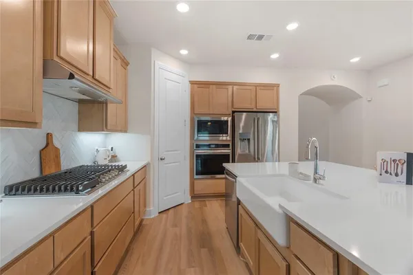 $379,900 | 3906 Southbend Drive, Denison, TX 75020