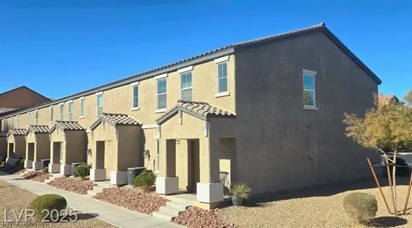 $304,888 | 5209 Silica Chalk Avenue, Las Vegas, NV 89115