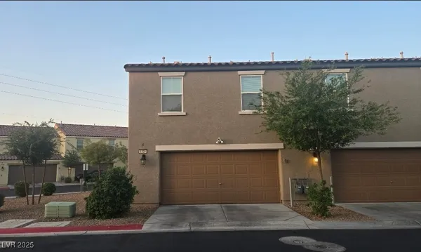 $304,888 | 5209 Silica Chalk Avenue, Las Vegas, NV 89115
