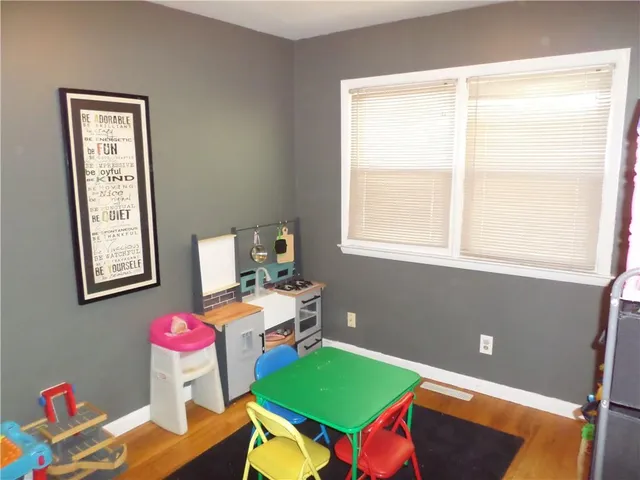 $209,500 | 301 Green Tree Road, Atchison, KS 66002