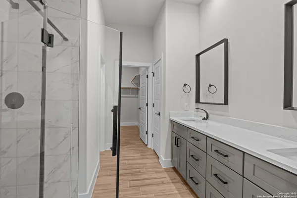 $2,500 | 103 Robert Sloan, Blanco, TX 78606