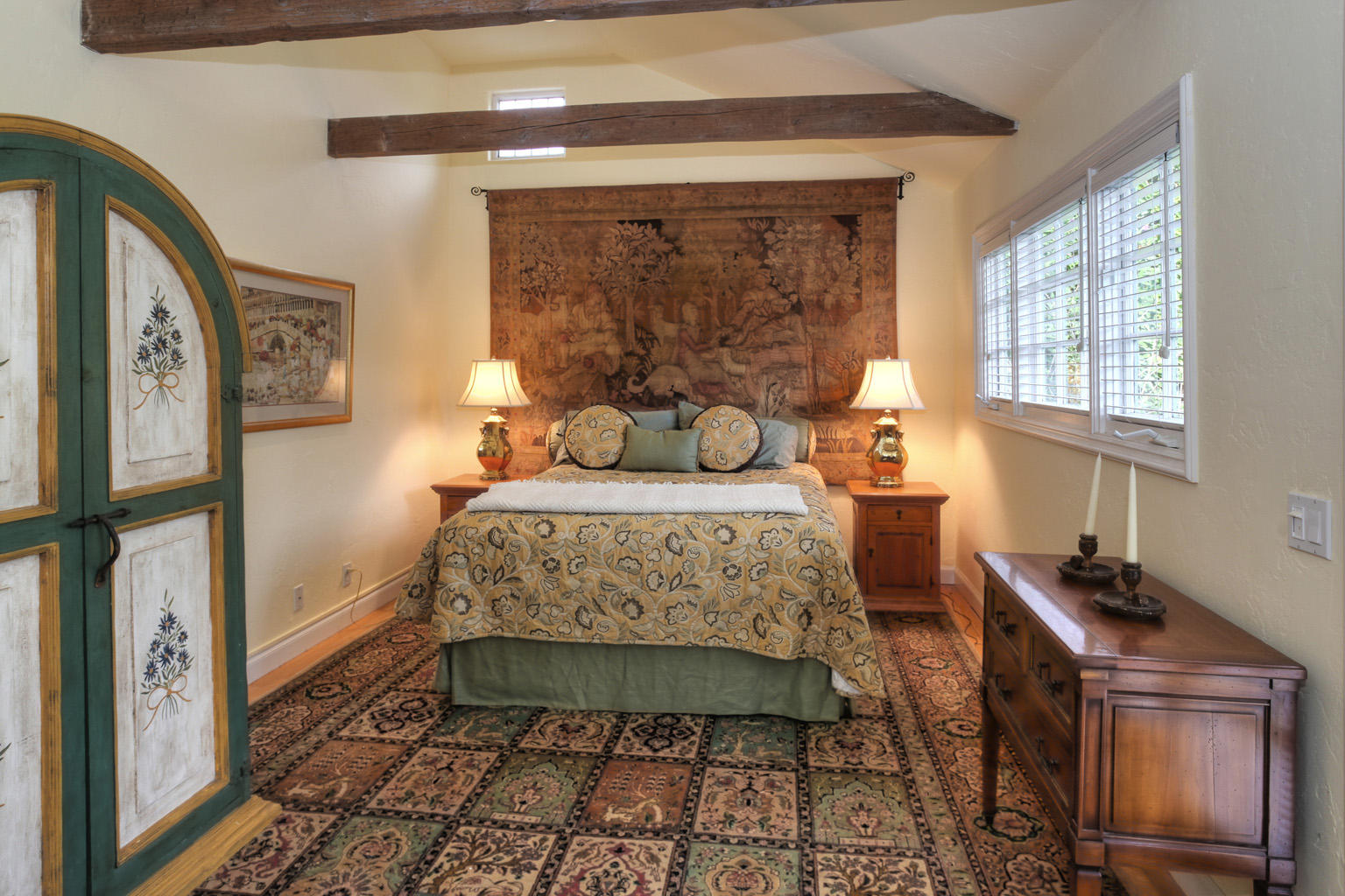 230 Hot Springs Road Santa Barbara, CA 93108 - Photo 7 of 13 Seperate Guest Quarters