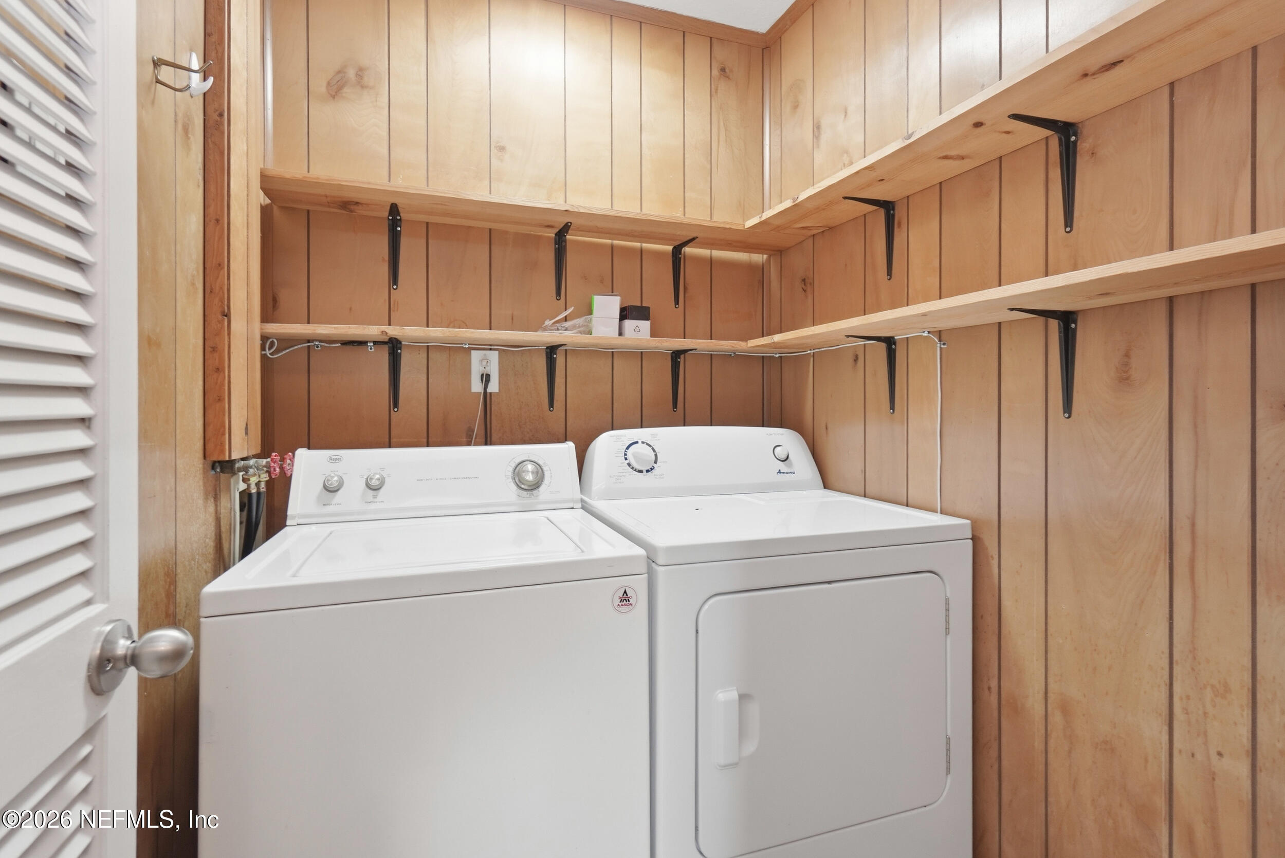 3754 Rustic Lane Jacksonville, FL 32217 - Photo 31 of 38 LAUNDRY