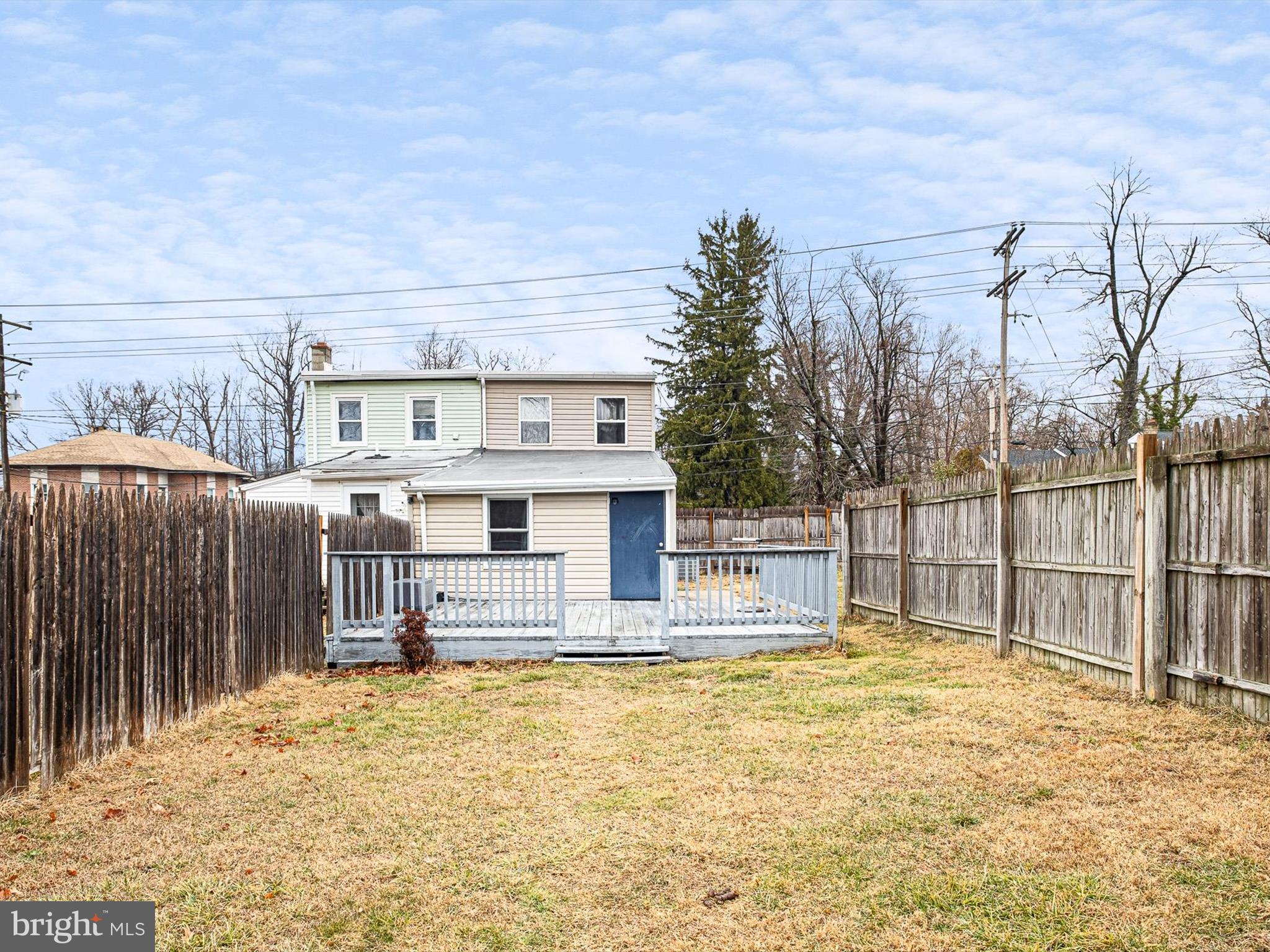 1820 Newport Road Wilmington, DE 19808 - Photo 20 of 20 a front view of a house with a wooden fence
