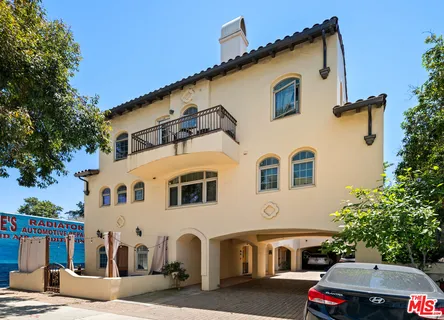 $2,050,000 | 44 East Thompson Boulevard, Ventura, CA 93001