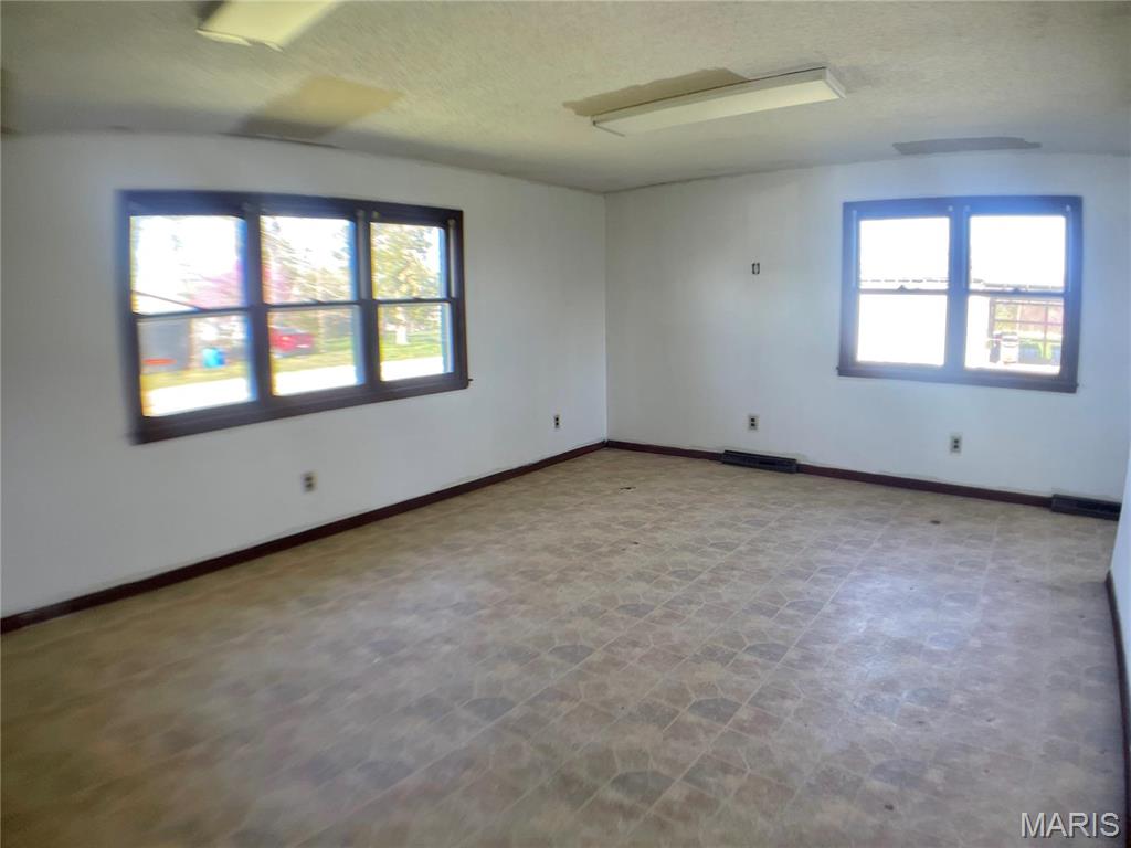 708 Locust Street Edgar Springs, MO 65462 - Photo 15 of 34