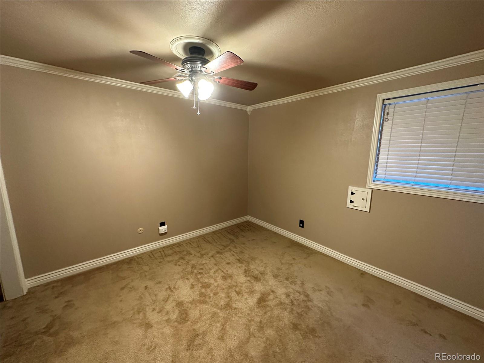 2318 South Rifle Street Aurora, CO 80013 - Photo 11 of 20