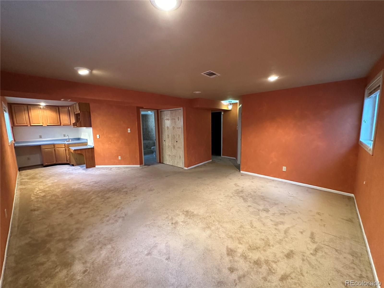 2318 South Rifle Street Aurora, CO 80013 - Photo 13 of 20