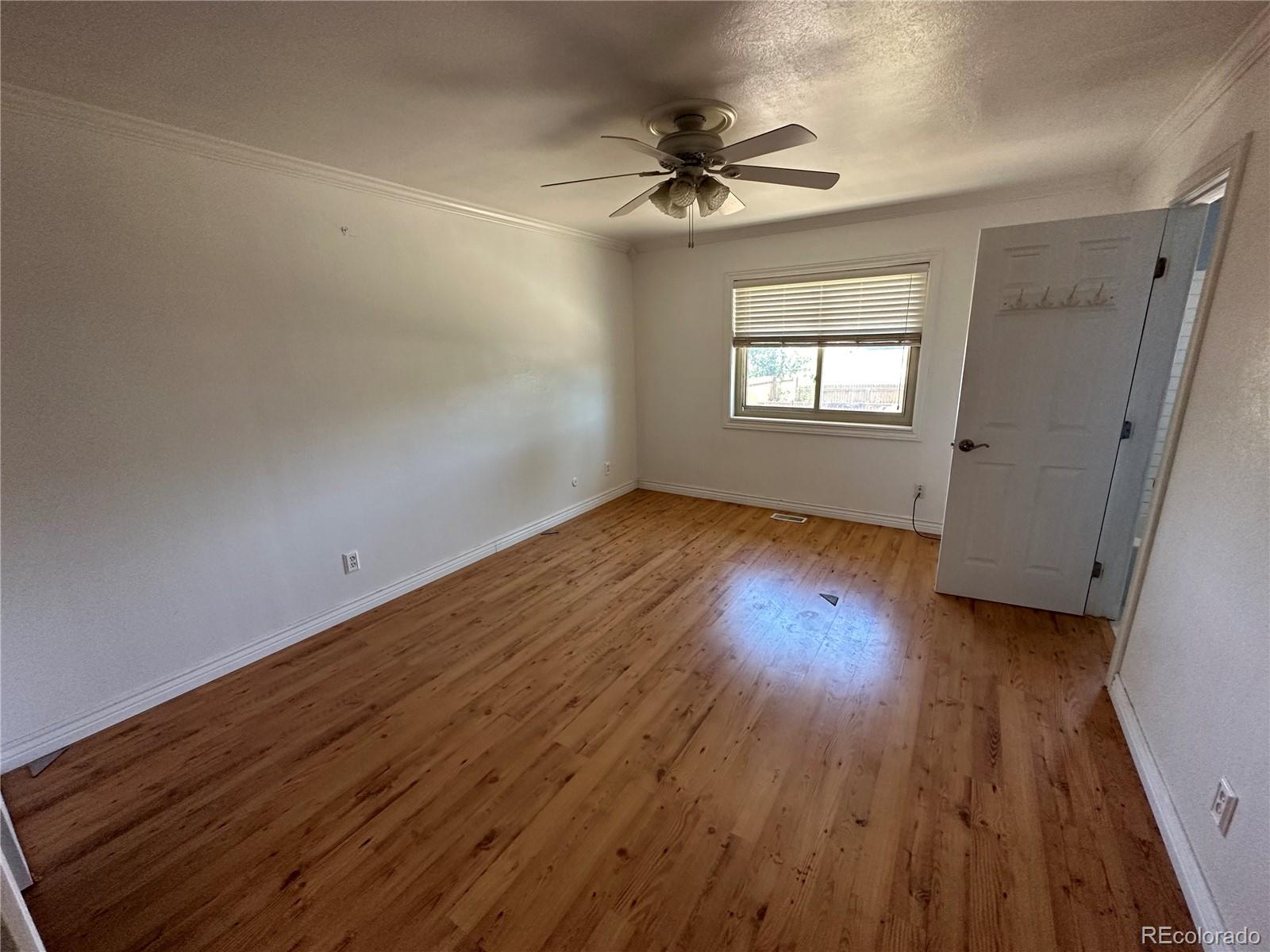 2318 South Rifle Street Aurora, CO 80013 - Photo 9 of 20