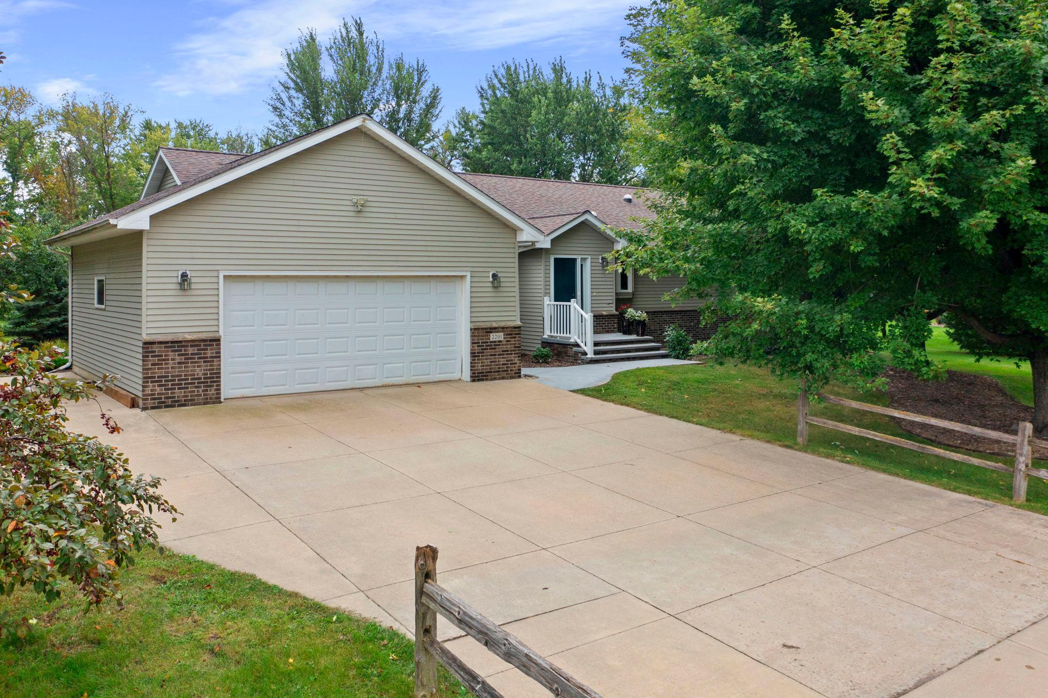 2201 16th Avenue Southwest Austin, MN 55912 - Photo 22 of 23