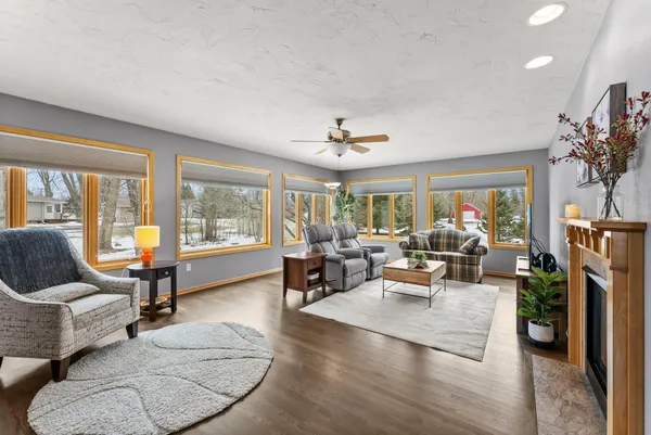 $439,900 | 2201 16th Avenue Southwest, Austin, MN 55912