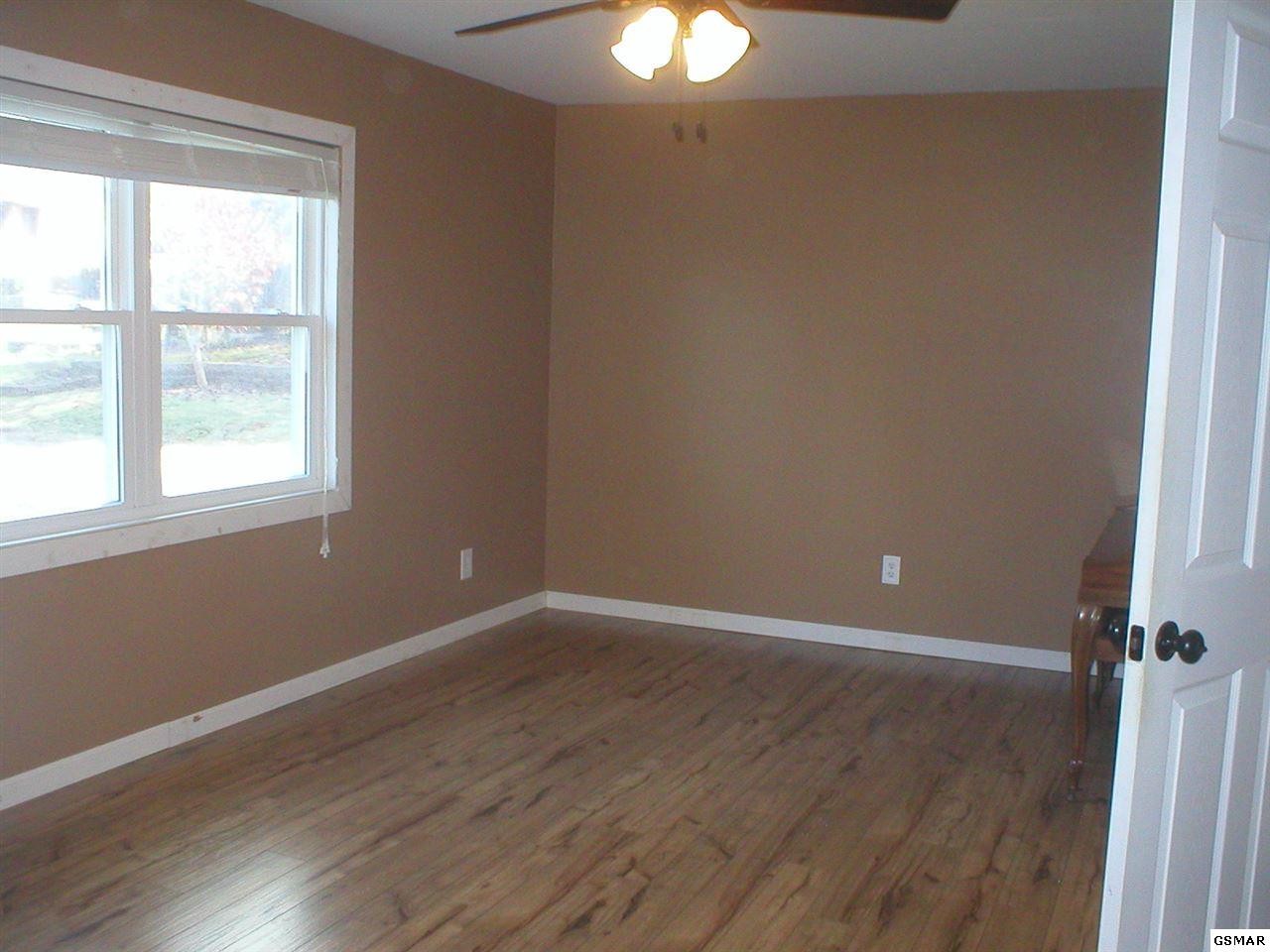 1141 Middle Ridge Road Sevierville, TN 37862 - Photo 9 of 12 Gallery Image 9