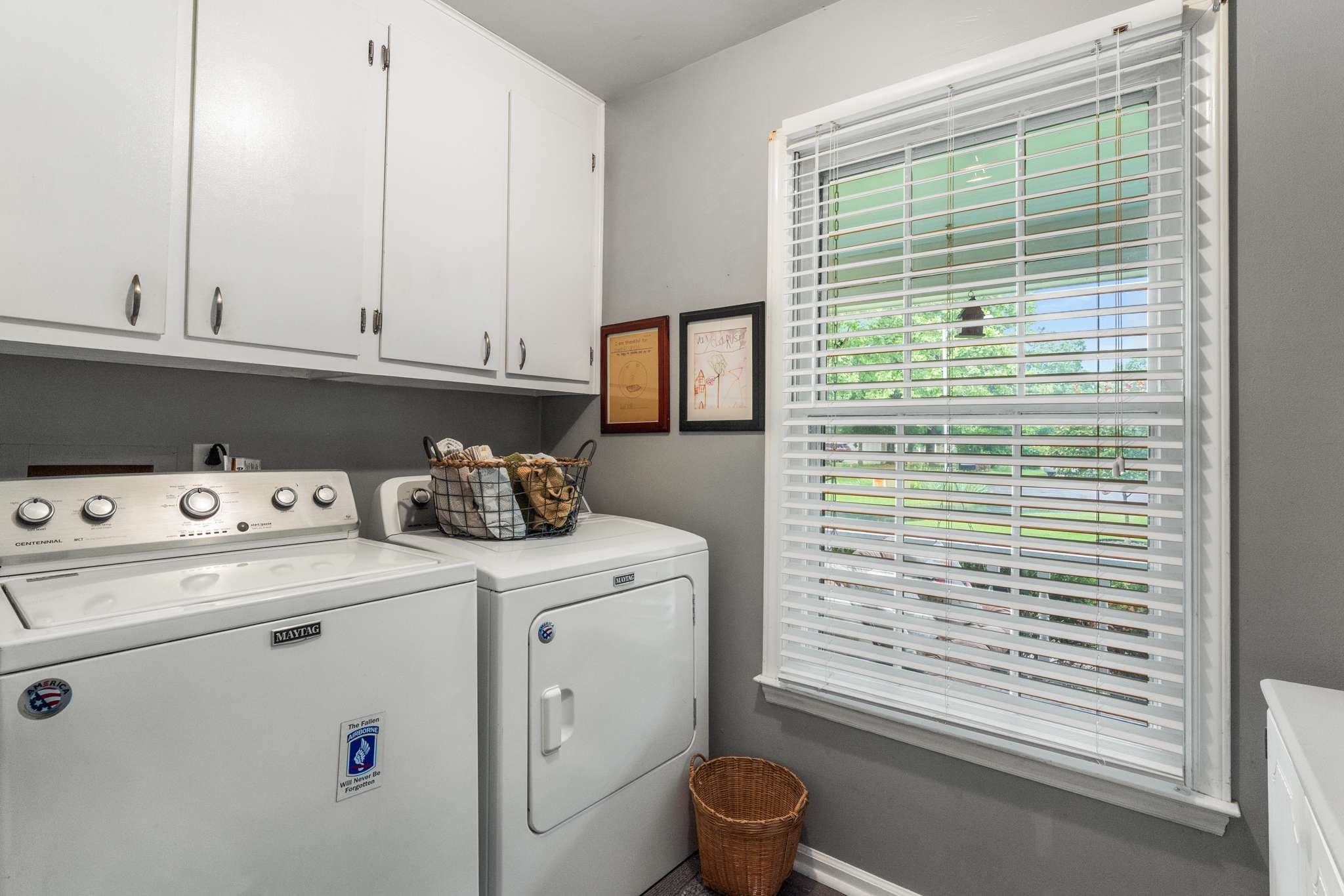513 Rose Circle Murfreesboro, TN 37128 - Photo 25 of 37 a utility room with dryer and washer