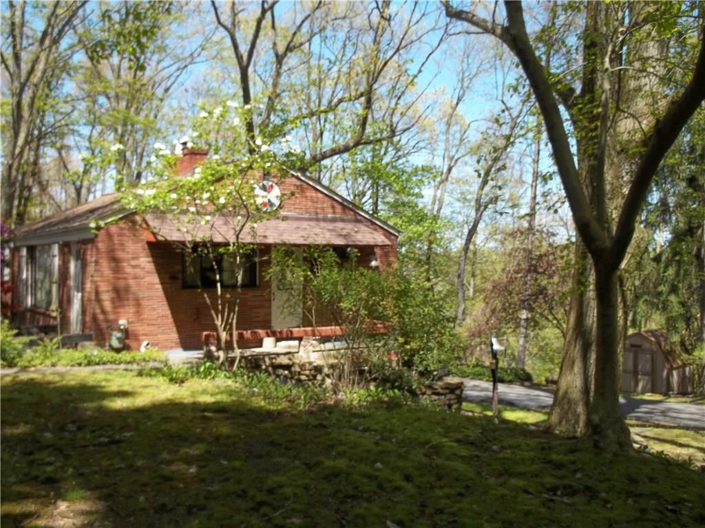 202 Ridgewood Road Pittsburgh, PA 15237 - Photo 4 of 25 Gallery Image 4