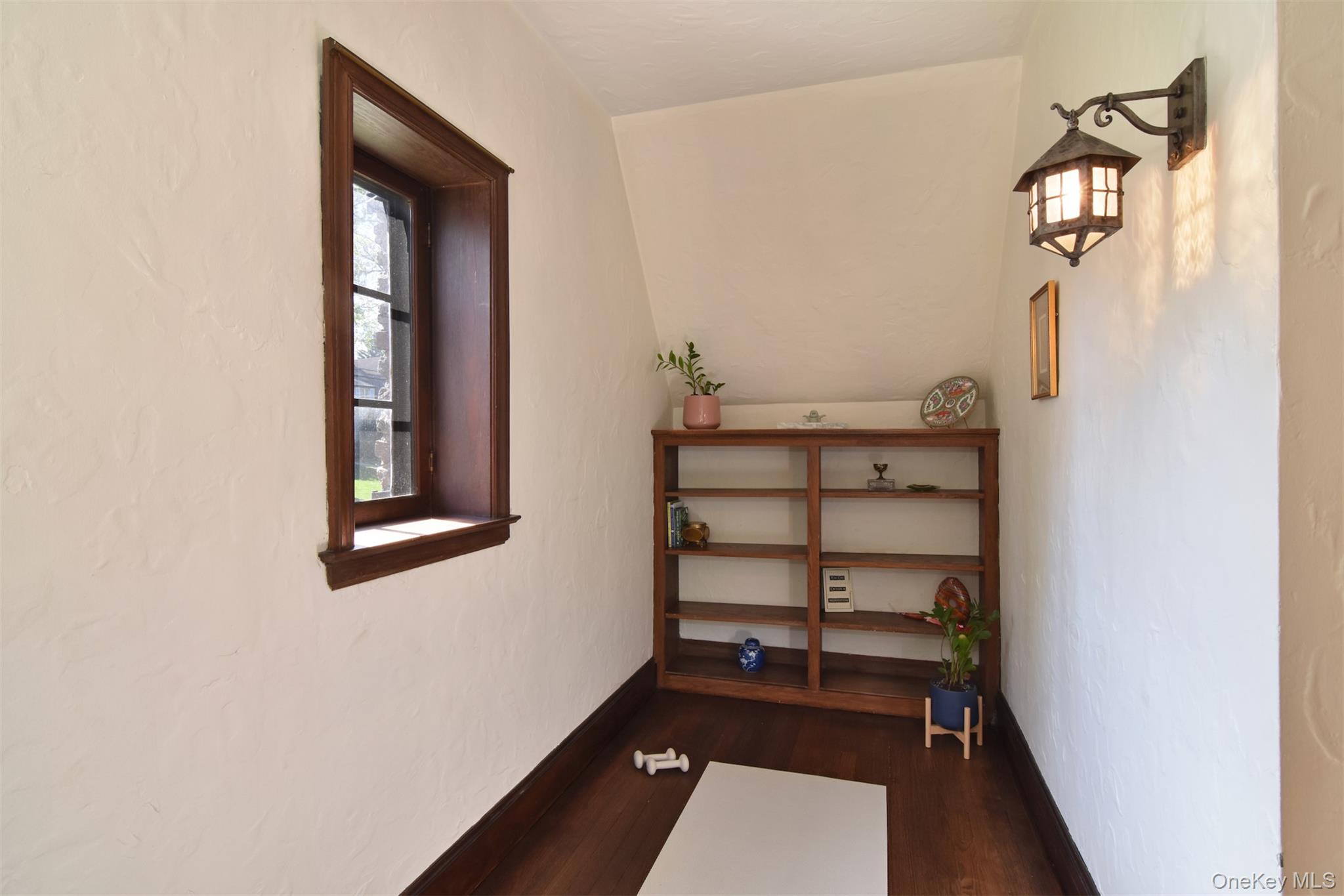 41 Summit Avenue Bronxville, NY 10708 - Photo 19 of 30