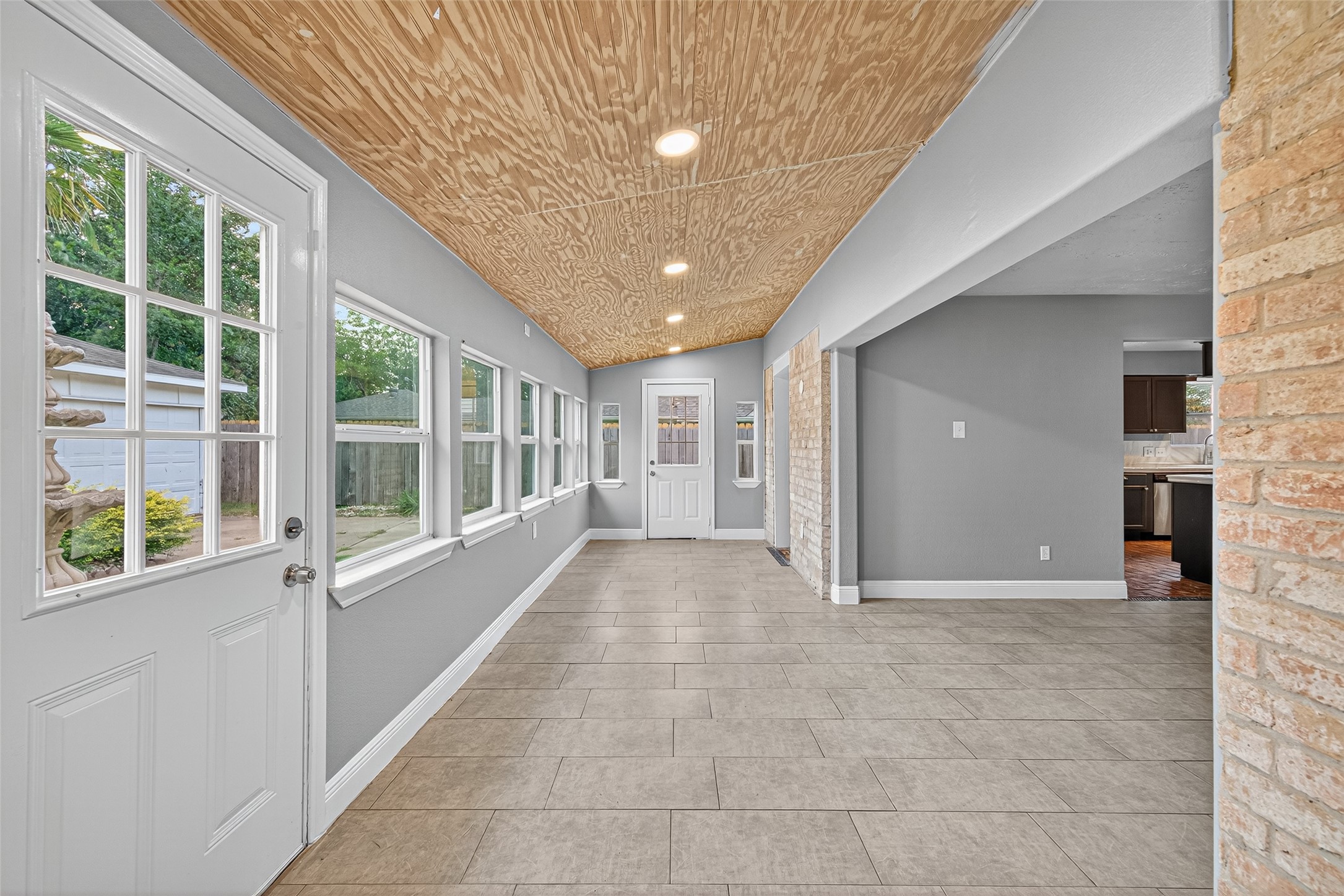 2006 Millhouse Road Houston, TX 77073 - Photo 17 of 42 Bonus/flex space