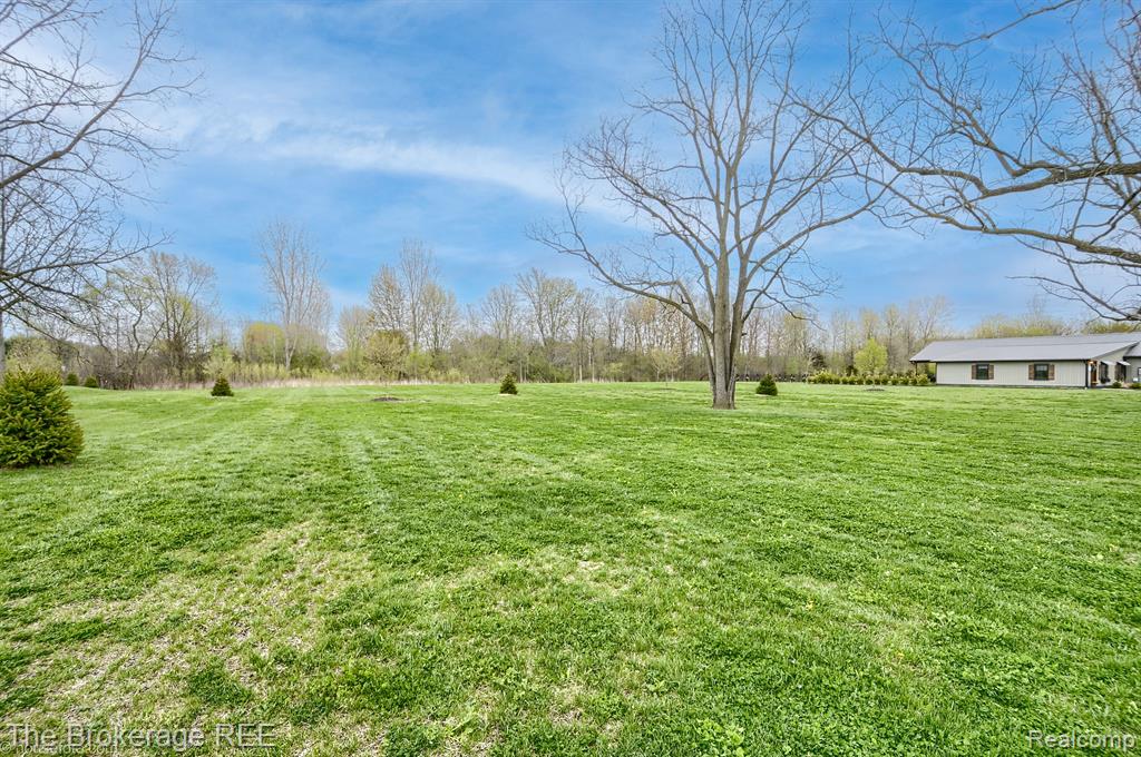 6179 West Carpenter Road Flushing, MI 48433 - Photo 13 of 85