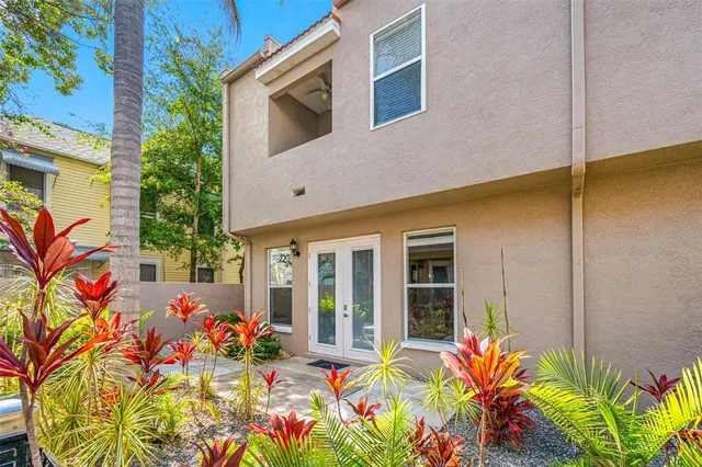 $799,000 | 237 7th Avenue North, Unit 2, St. Petersburg, FL 33701