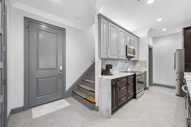 $799,000 | 237 7th Avenue North, Unit 2, St. Petersburg, FL 33701