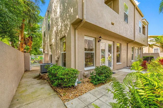 $799,000 | 237 7th Avenue North, Unit 2, St. Petersburg, FL 33701