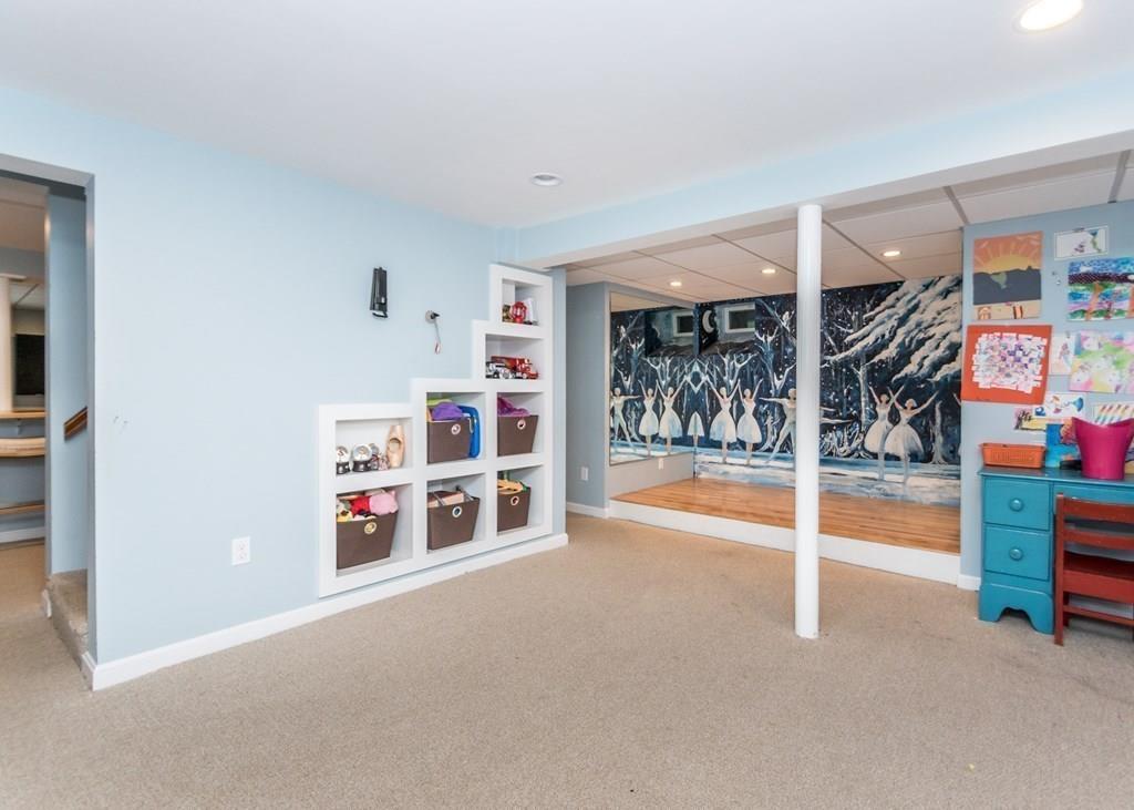 10 Sterling Road Waltham, MA 02451 - Photo 30 of 39 Gallery Image 30