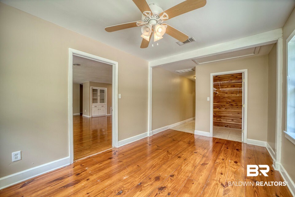 19015 Pine Acres Road Gulf Shores, AL 36542 - Photo 10 of 30