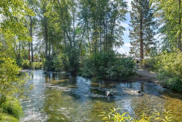 $925,000 | 351 Feather River Drive, Chester, CA 96020