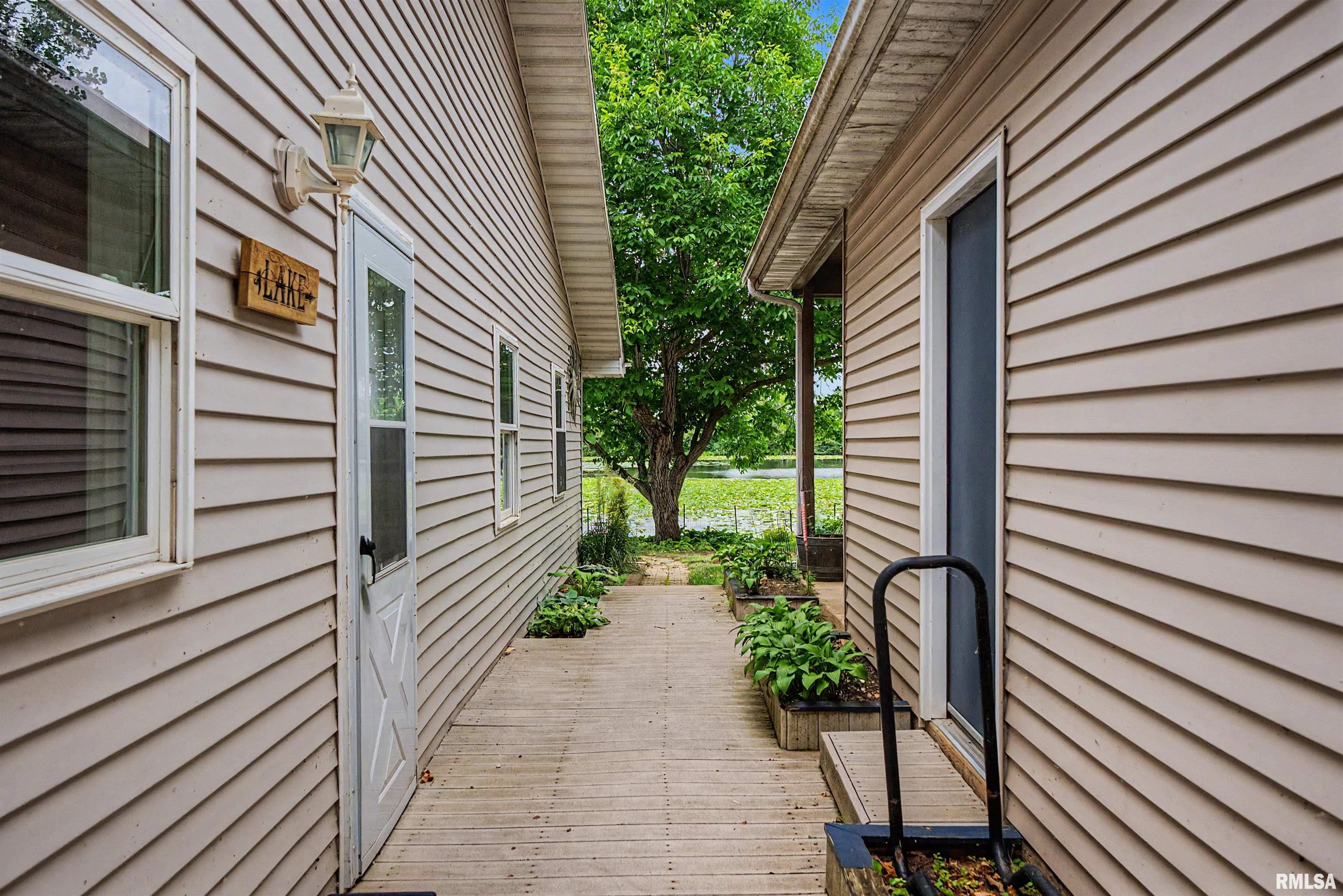 11375 Maple Island Road Manito, IL 61546 - Photo 20 of 29 Gallery Image 20