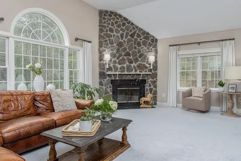 $935,000 | 37 Allens Trail, Groton, MA 01450