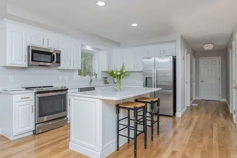 $935,000 | 37 Allens Trail, Groton, MA 01450